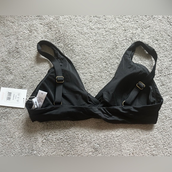 Andie Swim The Belmar Top in Black Size Medium Sustainable Bikini - Picture 4 of 8